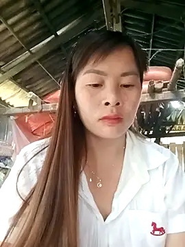 Bling sexy online show from 11, 4, 2026