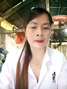 Bling sexy online show from 15, 4, 2026