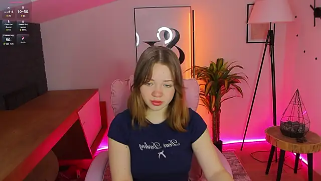 Snapshot of Kiss_Moon chatting on 4, 3, 2026 Kiss Moon online show from 4, 3, 2026