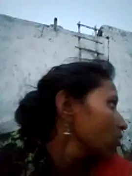 Snapshot of Juli_rathore chatting on 13, 5, 2026 Juli rathore online show from 13, 5, 2026