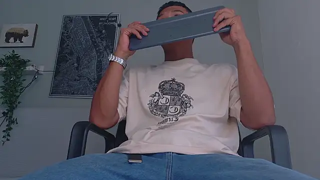 AndrewKenoxx  online show from 14, 2, 2026