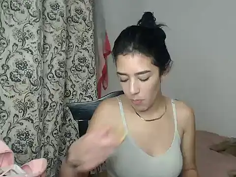 Snapshot of luisandri_ chatting on 25, 2, 2026 luisandri online show from 25, 2, 2026