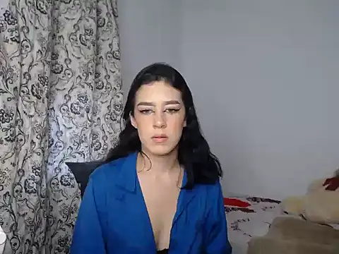 Snapshot of luisandri_ chatting on 2, 3, 2026 luisandri online show from 2, 3, 2026