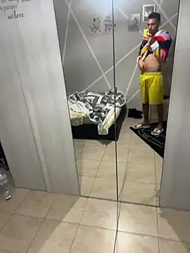 Snapshot of piccolo2002 chatting on 17, 1, 2026 piccolo2002 online show from 17, 1, 2026