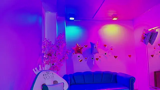 Snapshot of Zoe_swan chatting on 23, 2, 2026 Zoe swan online show from 23, 2, 2026