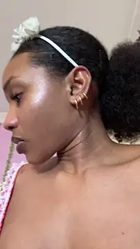 Snapshot of Ebony_love07 chatting on 6, 7, 2026 Ebony love07 online show from 6, 7, 2026