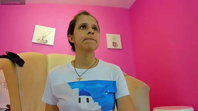 Snapshot of mitzukywinteer chatting on 19, 2, 2026 mitzukywinteer online show from 19, 2, 2026