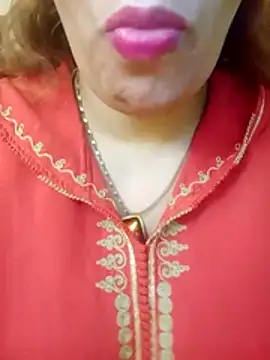 Snapshot of Naughty-Yousra chatting on 16, 5, 2026 Naughty-Yousra online show from 16, 5, 2026