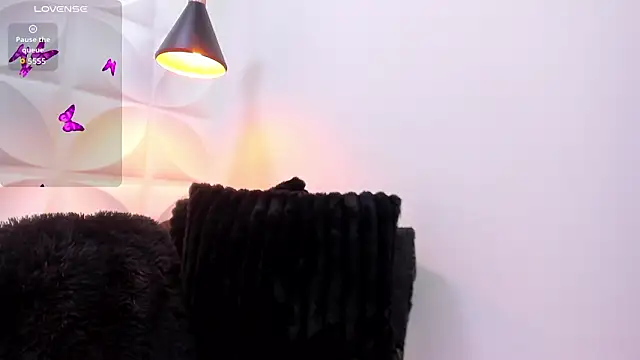 Snapshot of zaira_skinny chatting on 23, 2, 2026 zaira skinny online show from 23, 2, 2026