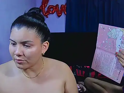 Helena-Paola online show from 15, 4, 2026