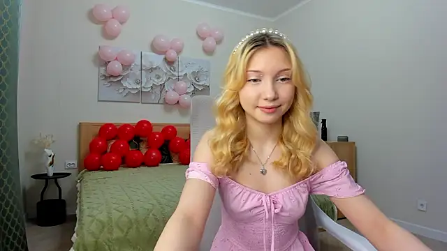 Snapshot of sweet_bl0nde chatting on 14, 2, 2026 sweet bl0nde online show from 14, 2, 2026