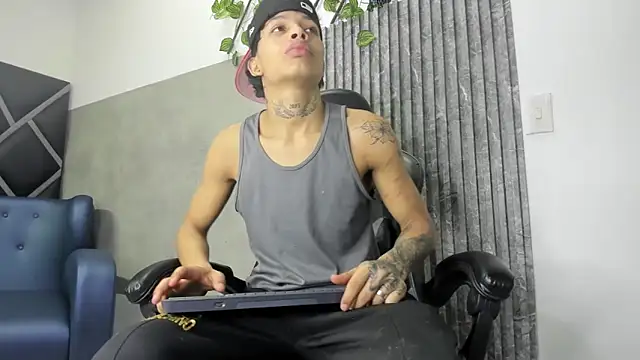 Dogan Renzo0 online show from 10, 2, 2026