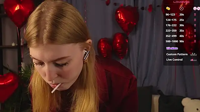 Snapshot of LanaRoxxy chatting on 15, 2, 2026 LanaRoxxy online show from 15, 2, 2026