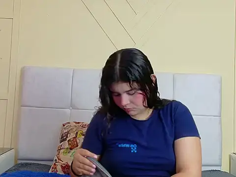 SalomeEvanz online show from 6, 3, 2026