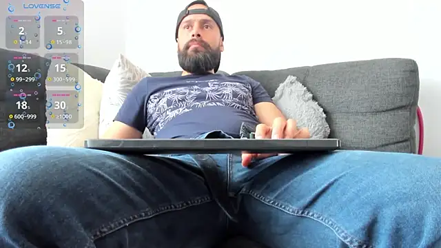 Snapshot of SpermsBank chatting on 18, 4, 2026 SpermsBank online show from 18, 4, 2026