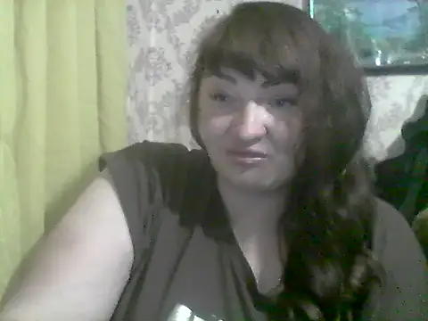 Snapshot of AllinaKis chatting on 28, 4, 2026 AllinaKis online show from 28, 4, 2026