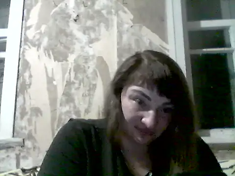Snapshot of AllinaKis chatting on 4, 6, 2026 AllinaKis online show from 4, 6, 2026