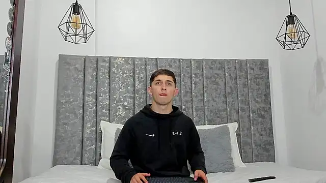 Snapshot of Calvin_Hunter chatting on 11, 2, 2026 Calvin Hunter online show from 11, 2, 2026