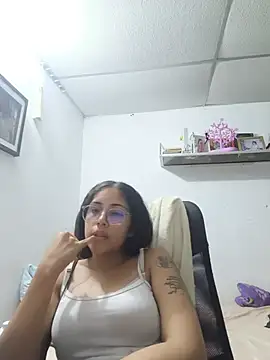 Snapshot of cristal_adams11 chatting on 14, 7, 2026 cristal adams11 online show from 14, 7, 2026