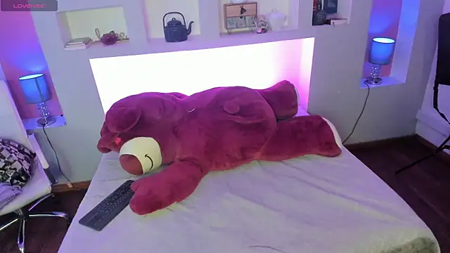 naomi campell online show from 1, 4, 2026