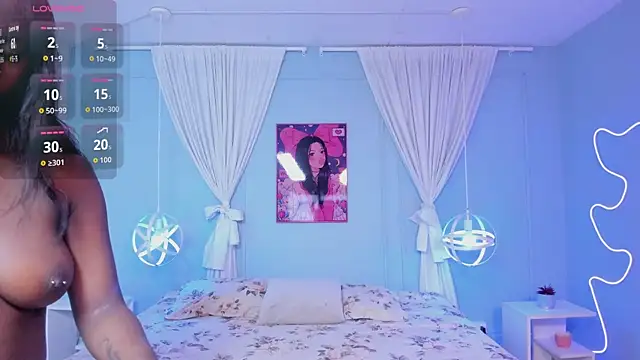 naomi campell online show from 15, 4, 2026