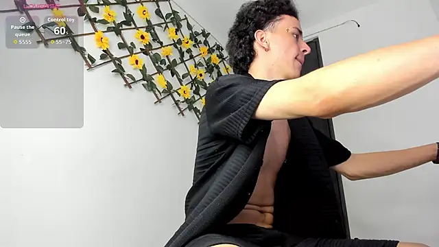 Snapshot of Maxxx_bigcockx chatting on 23, 5, 2026 Maxxx bigcockx online show from 23, 5, 2026