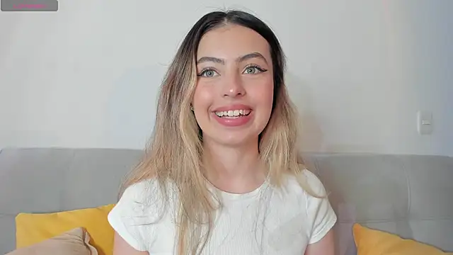 Snapshot of Fernanda_aaaa chatting on 8, 2, 2026 Fernanda aaaa online show from 8, 2, 2026