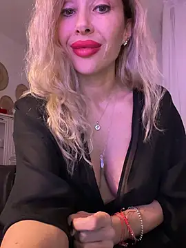 Snapshot of jenniferrein chatting on 2, 3, 2026 jenniferrein online show from 2, 3, 2026