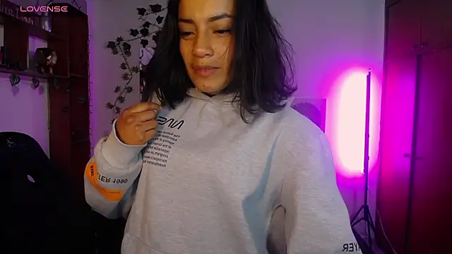 Snapshot of samantha_bj chatting on 3, 2, 2026 samantha bj online show from 3, 2, 2026