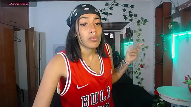 Snapshot of samantha_bj chatting on 9, 2, 2026 samantha bj online show from 9, 2, 2026