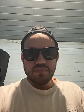 Axelnoir11 online show from 18, 1, 2026