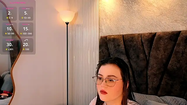 Snapshot of zoe_hugeboobs chatting on 4, 2, 2026 zoe hugeboobs online show from 4, 2, 2026