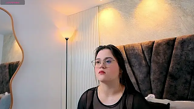 Snapshot of zoe_hugeboobs chatting on 12, 2, 2026 zoe hugeboobs online show from 12, 2, 2026