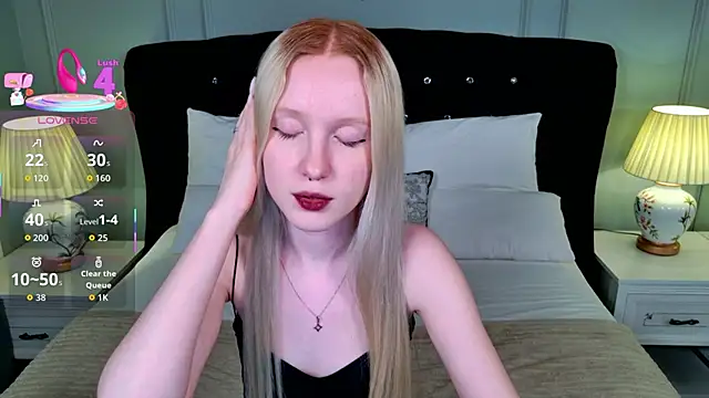 Snapshot of Sia_Hart chatting on 6, 4, 2026 Sia Hart online show from 6, 4, 2026