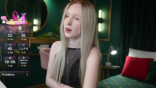 Snapshot of Sia_Hart chatting on 27, 4, 2026 Sia Hart online show from 27, 4, 2026