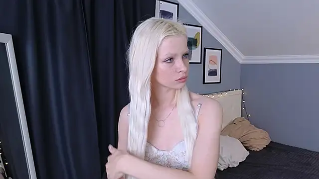 Naomi Demio online show from 15, 3, 2026