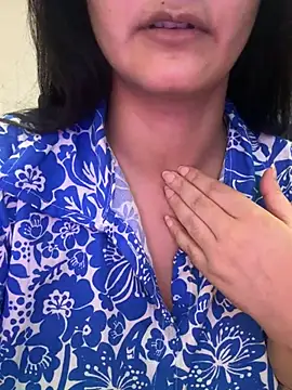 Maahhii online show from 2, 6, 2026