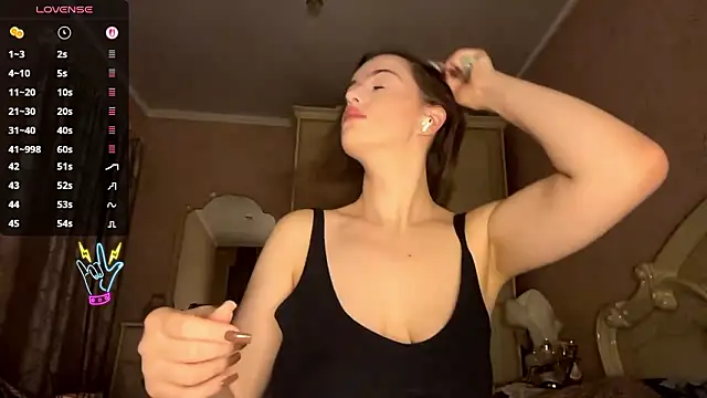 Snapshot of MistressBabe chatting on 18, 3, 2026 MistressBabe online show from 18, 3, 2026