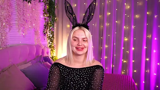 Snapshot of AmeliaWeells chatting on 19, 6, 2026 AmeliaWeells online show from 19, 6, 2026