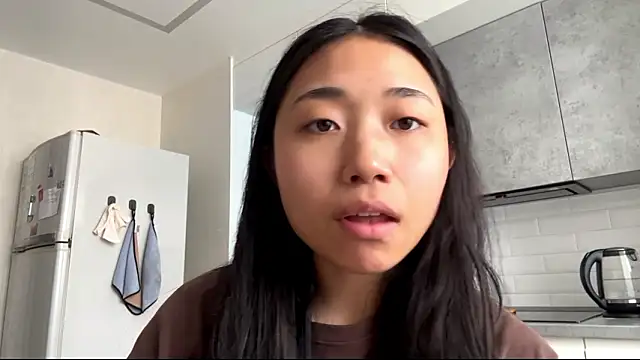 SweetMiaXO online show from 4, 3, 2026