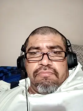 Snapshot of FRANHkZ chatting on 8, 8, 2026 FRANHkZ online show from 8, 8, 2026