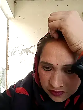 Cute-karisma1234 online show from 11, 2, 2026