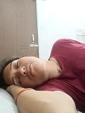 Cute-karisma1234 online show from 20, 2, 2026