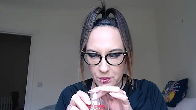 PsychicDominatrix online show from 13, 2, 2026