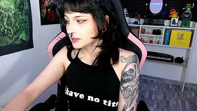 Snapshot of neena_nyx_ chatting on 2, 7, 2026 neena nyx online show from 2, 7, 2026