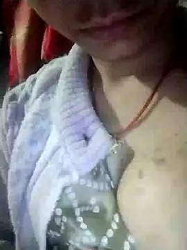 Snapshot of Nasrjfjfjy5578 chatting on 5, 2, 2026 Nasrjfjfjy5578 online show from 5, 2, 2026