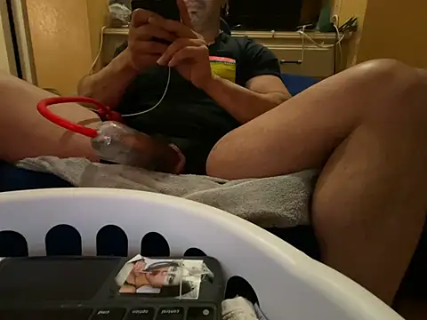 Snapshot of daddydonkey84 chatting on 19, 1, 2026 daddydonkey84 online show from 19, 1, 2026