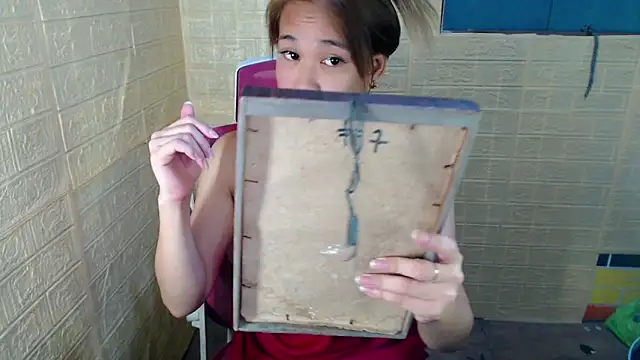 JuicyFoxCock online show from 10, 3, 2026