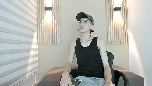 Snapshot of lian_cameron chatting on 4, 2, 2026 lian cameron online show from 4, 2, 2026