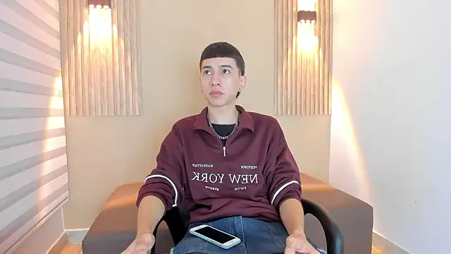 Snapshot of lian_cameron chatting on 6, 2, 2026 lian cameron online show from 6, 2, 2026